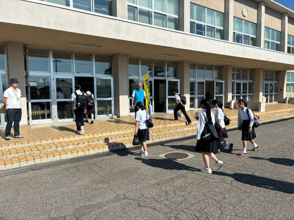 R8.7.9小松能美保護区保護司会小松明峰啓発キャンペーン１